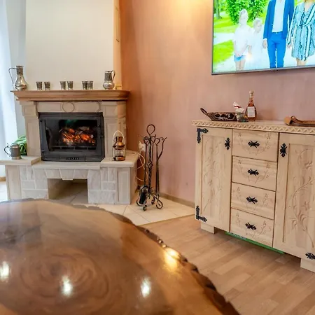 Alpesi faház Bylinkowa Jacuzzi & Sauna *