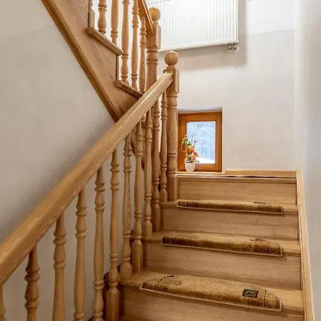 Bylinkowa Jacuzzi&sauna Domek alpejski *