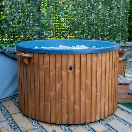 Bylinkowa Jacuzzi & Sauna Poronin