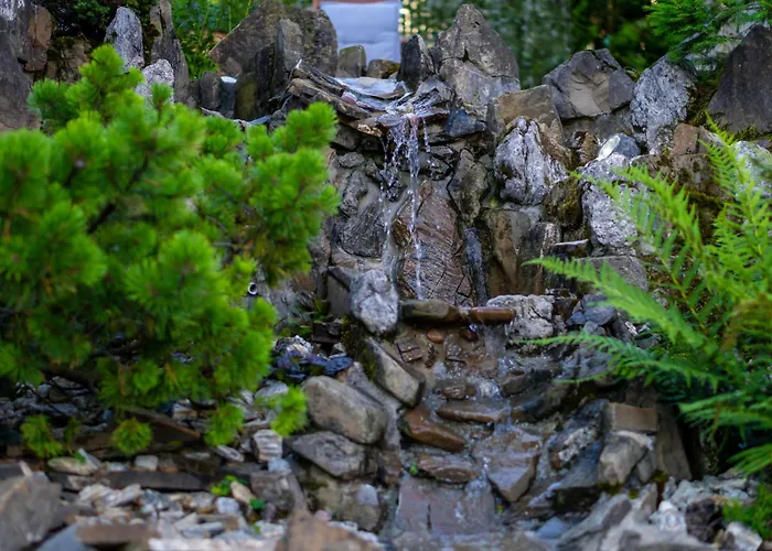 Bylinkowa Jacuzzi & Sauna 木屋